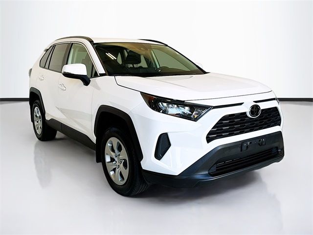 2021 Toyota RAV4 LE