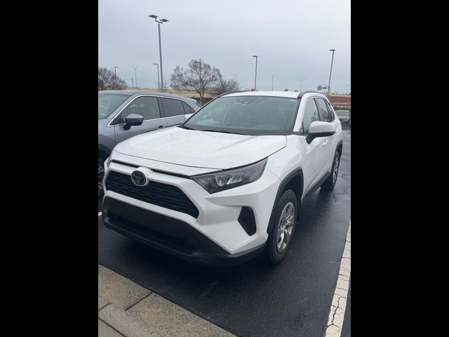 2021 Toyota RAV4 LE