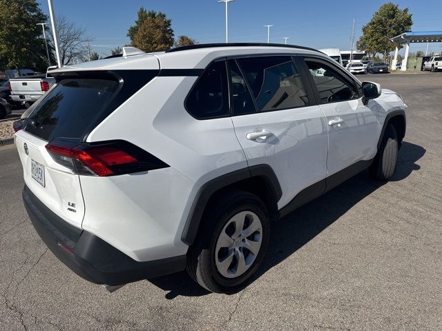 2021 Toyota RAV4 LE