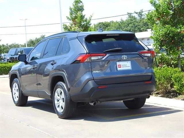 2021 Toyota RAV4 LE