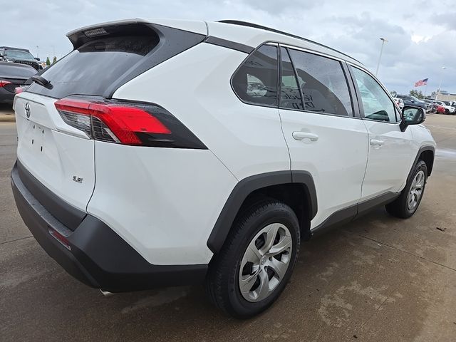 2021 Toyota RAV4 LE