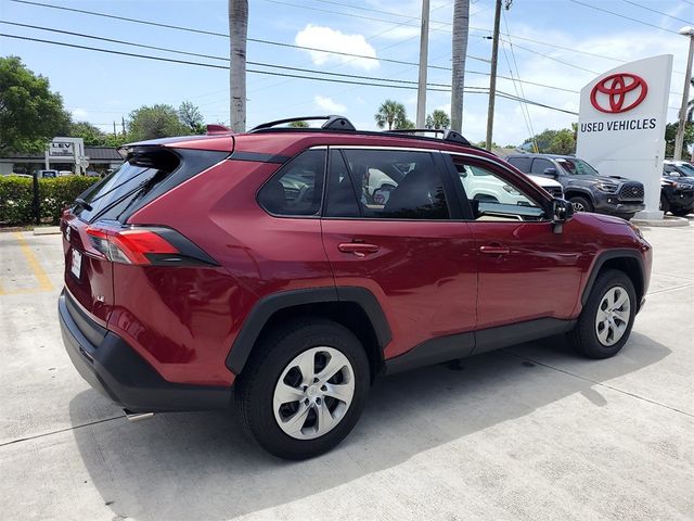 2021 Toyota RAV4 LE