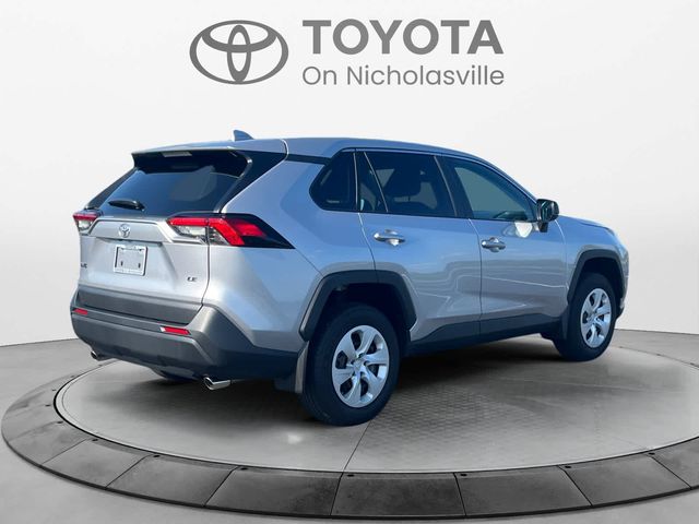 2021 Toyota RAV4 LE