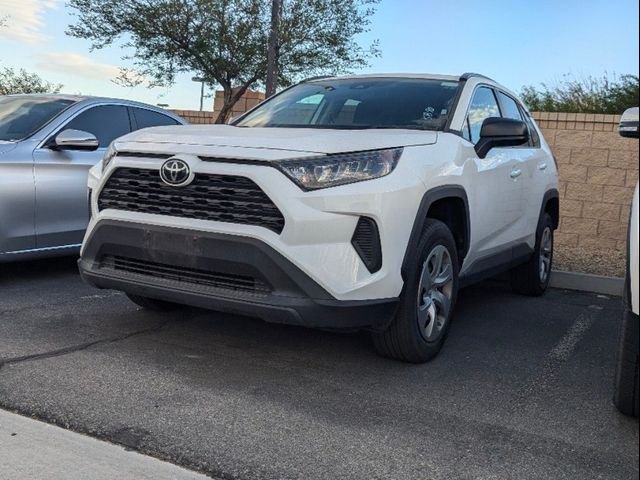 2021 Toyota RAV4 LE