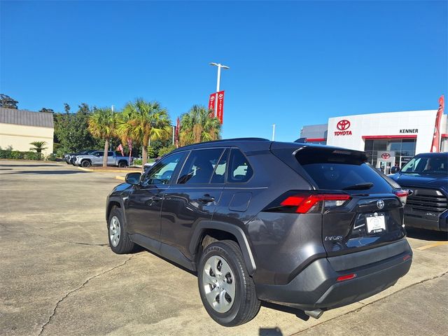 2021 Toyota RAV4 LE