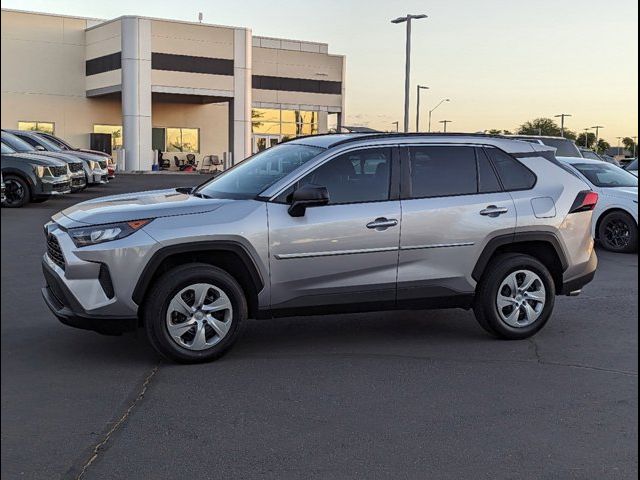 2021 Toyota RAV4 LE