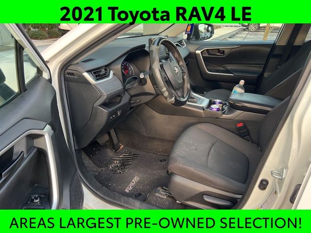 2021 Toyota RAV4 LE