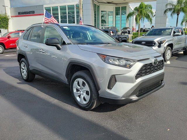 2021 Toyota RAV4 LE