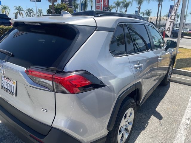 2021 Toyota RAV4 LE