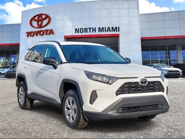 2021 Toyota RAV4 LE