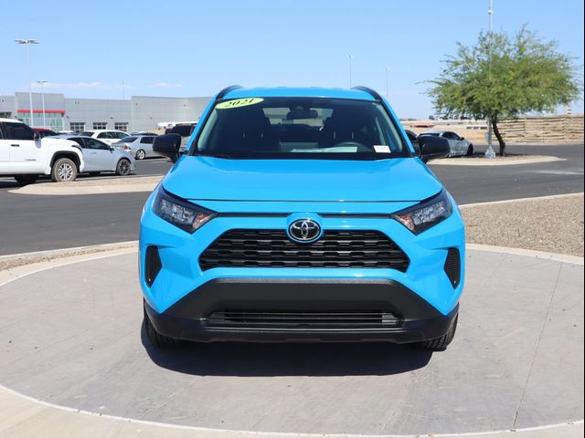 2021 Toyota RAV4 LE