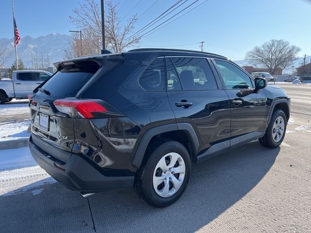 2021 Toyota RAV4 LE