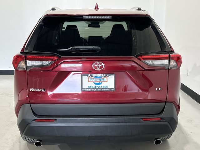 2021 Toyota RAV4 LE