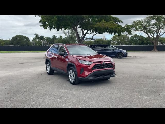 2021 Toyota RAV4 LE