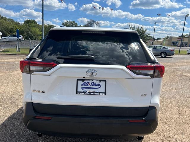 2021 Toyota RAV4 LE