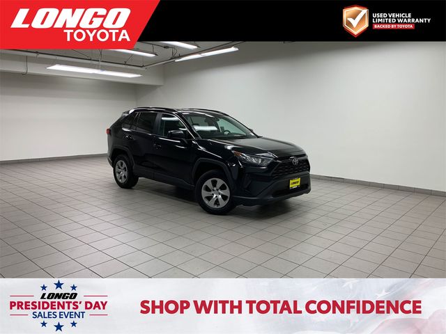 2021 Toyota RAV4 LE