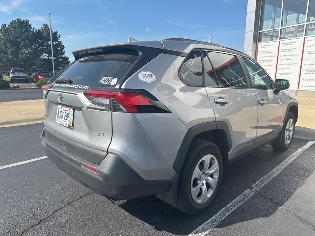 2021 Toyota RAV4 LE