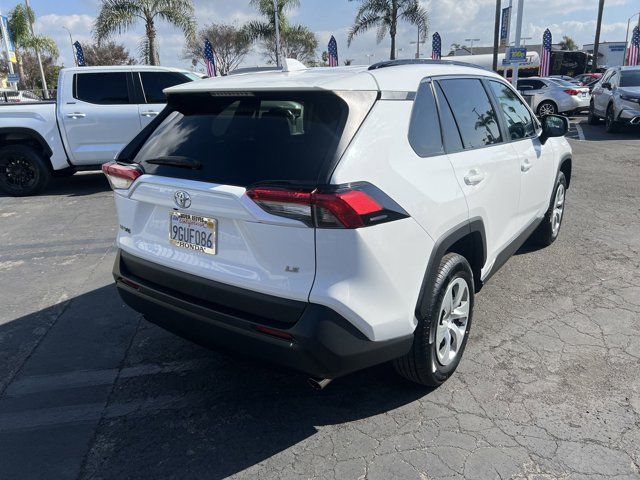 2021 Toyota RAV4 LE