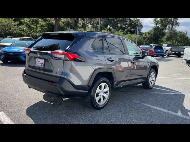 2021 Toyota RAV4 LE