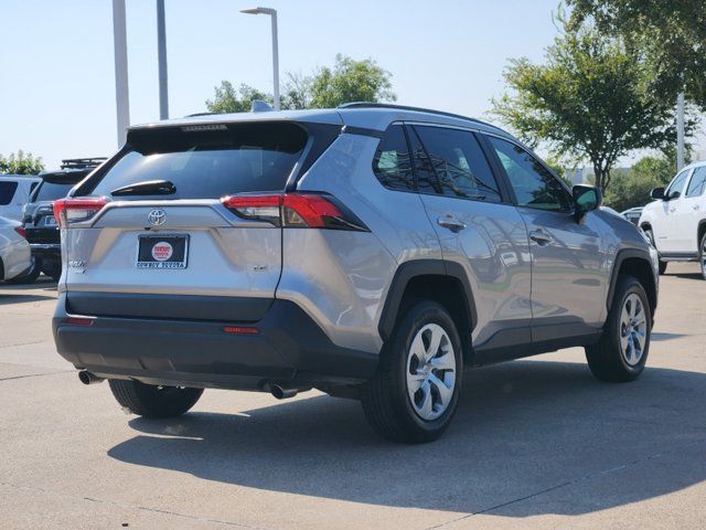 2021 Toyota RAV4 LE