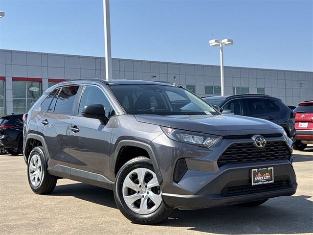 2021 Toyota RAV4 LE