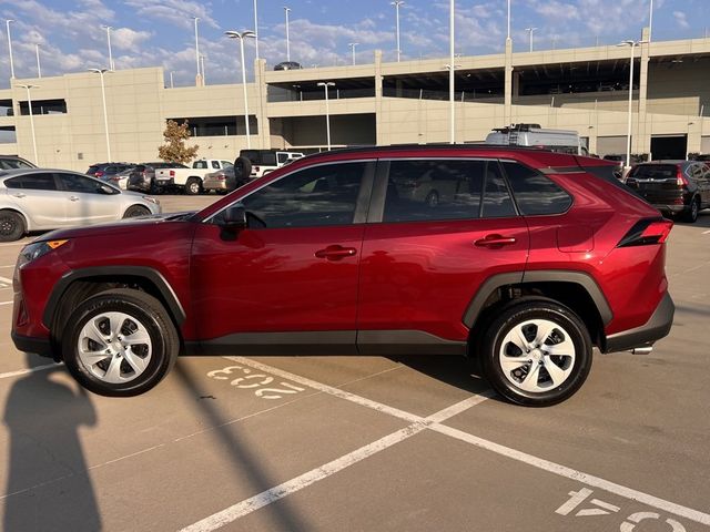 2021 Toyota RAV4 LE