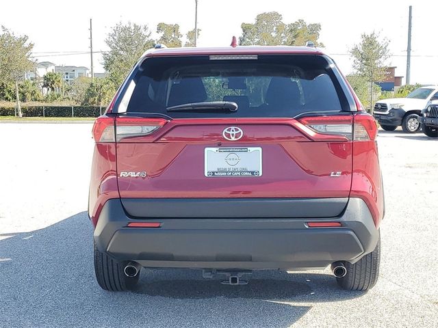 2021 Toyota RAV4 LE