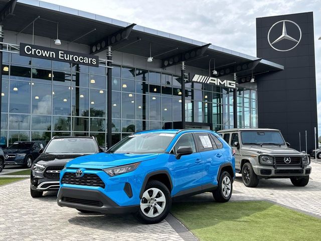 2021 Toyota RAV4 LE