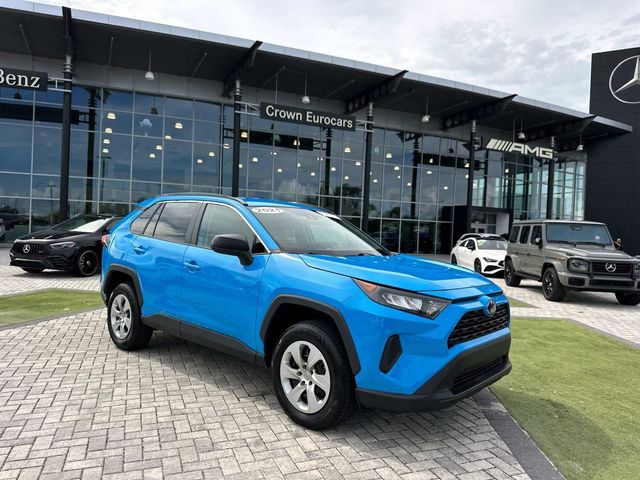 2021 Toyota RAV4 LE