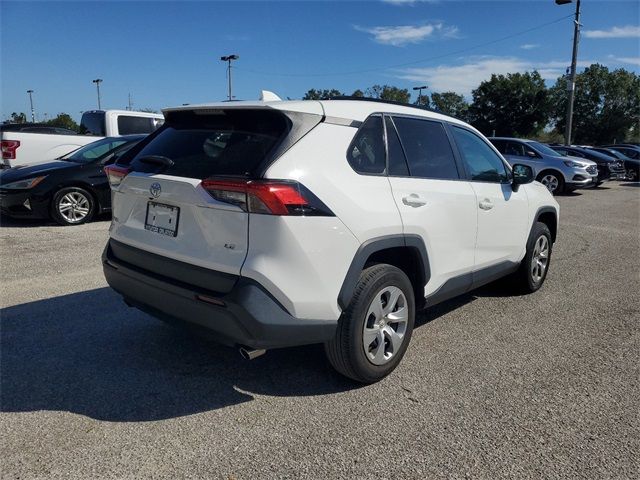 2021 Toyota RAV4 LE