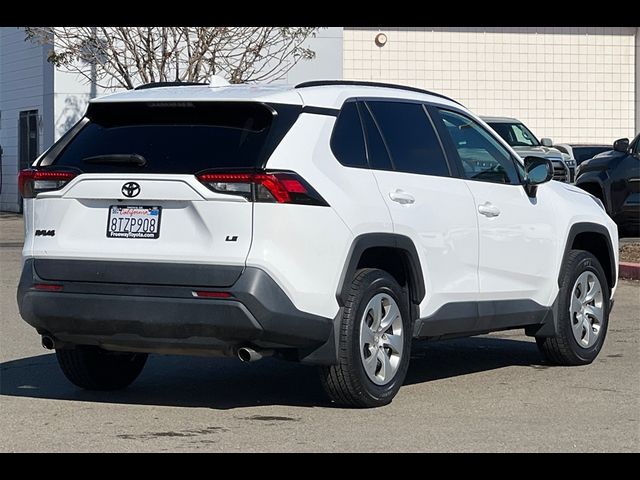 2021 Toyota RAV4 LE