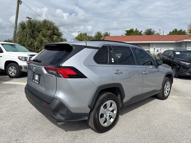 2021 Toyota RAV4 LE