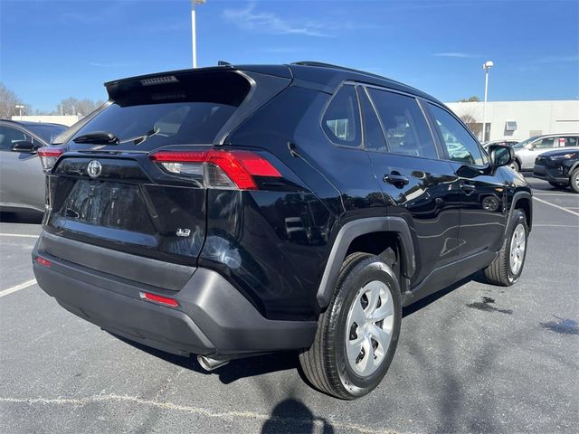 2021 Toyota RAV4 LE