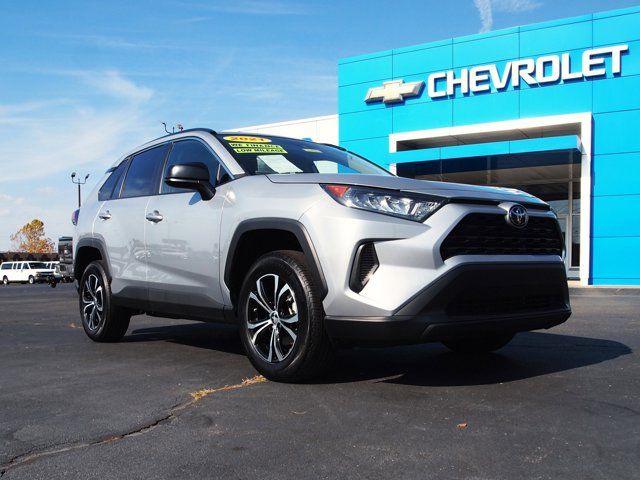 2021 Toyota RAV4 LE