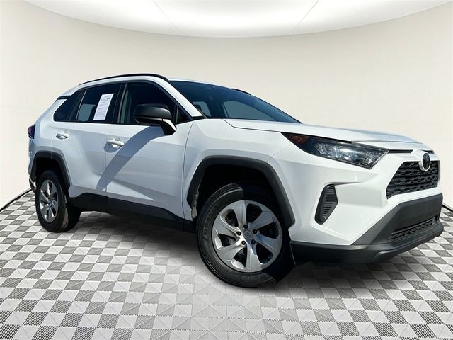 2021 Toyota RAV4 LE