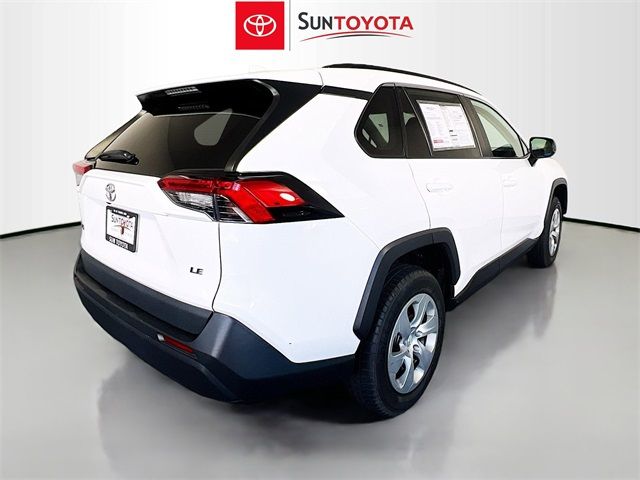 2021 Toyota RAV4 LE