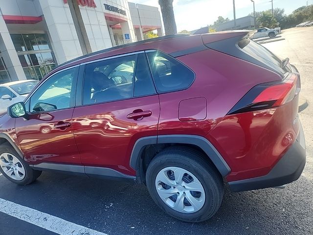 2021 Toyota RAV4 LE