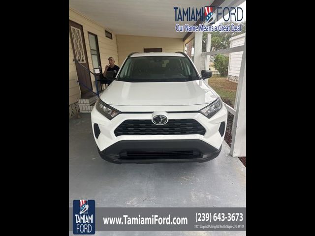 2021 Toyota RAV4 LE