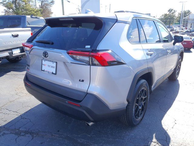 2021 Toyota RAV4 LE