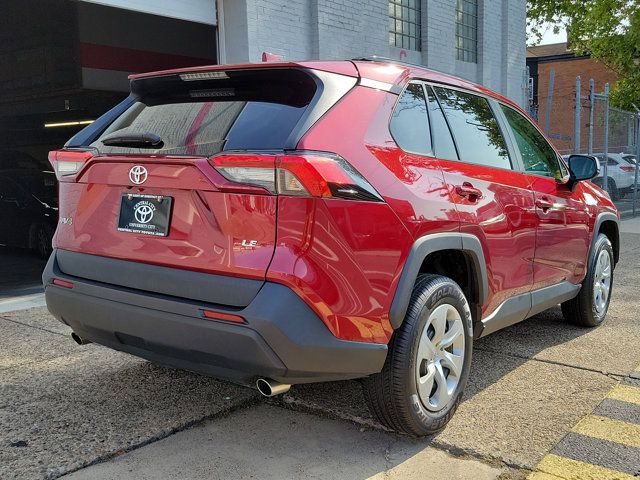 2021 Toyota RAV4 LE