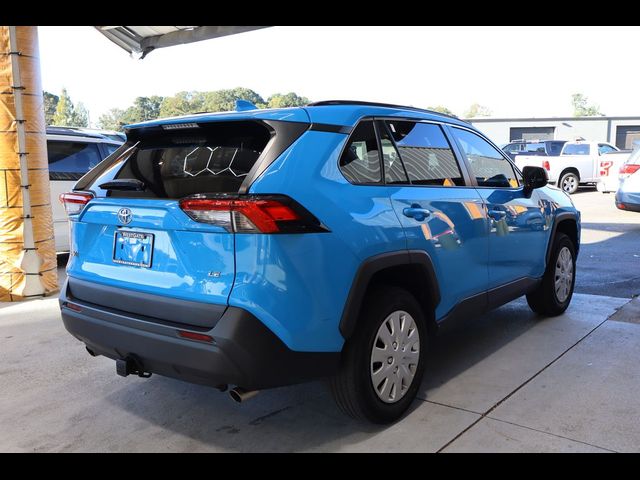 2021 Toyota RAV4 LE