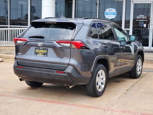 2021 Toyota RAV4 LE