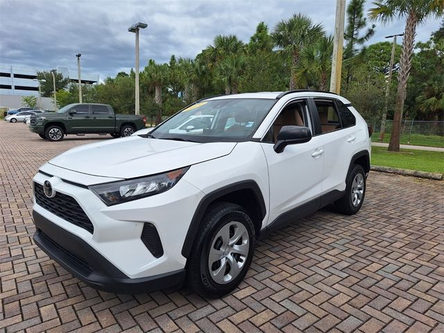 2021 Toyota RAV4 LE