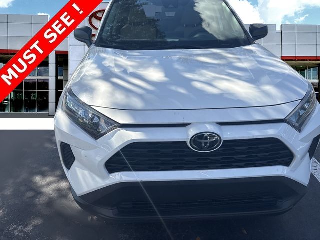 2021 Toyota RAV4 LE