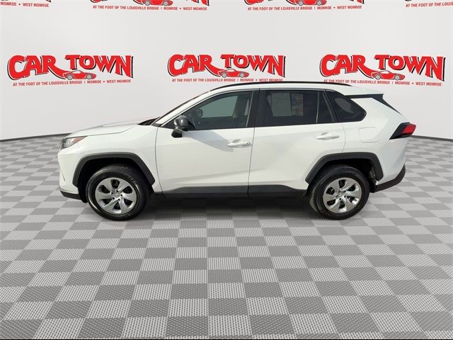 2021 Toyota RAV4 LE