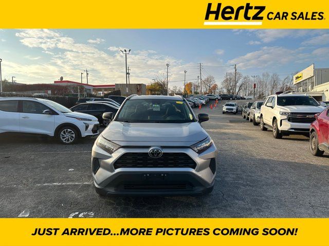 2021 Toyota RAV4 LE