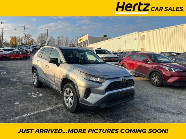 2021 Toyota RAV4 LE