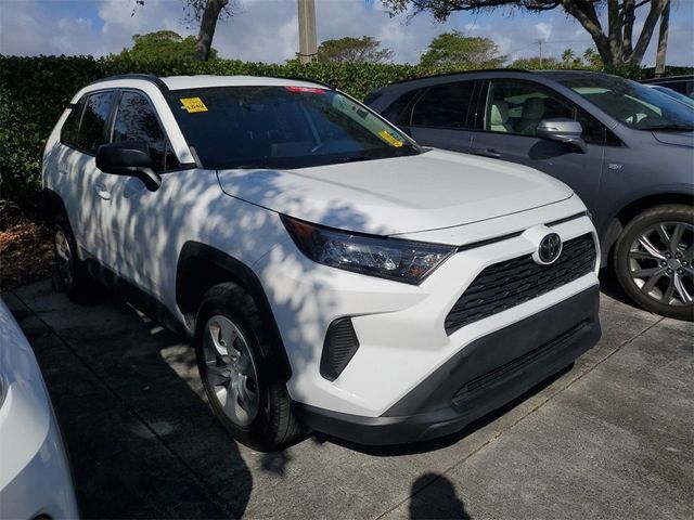 2021 Toyota RAV4 LE