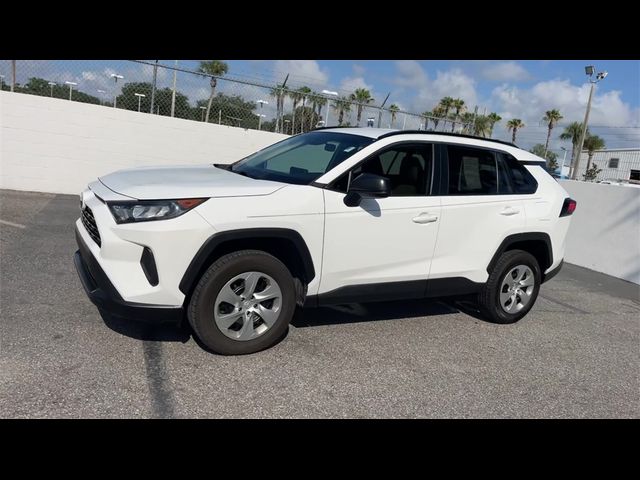 2021 Toyota RAV4 LE