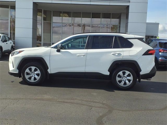 2021 Toyota RAV4 LE